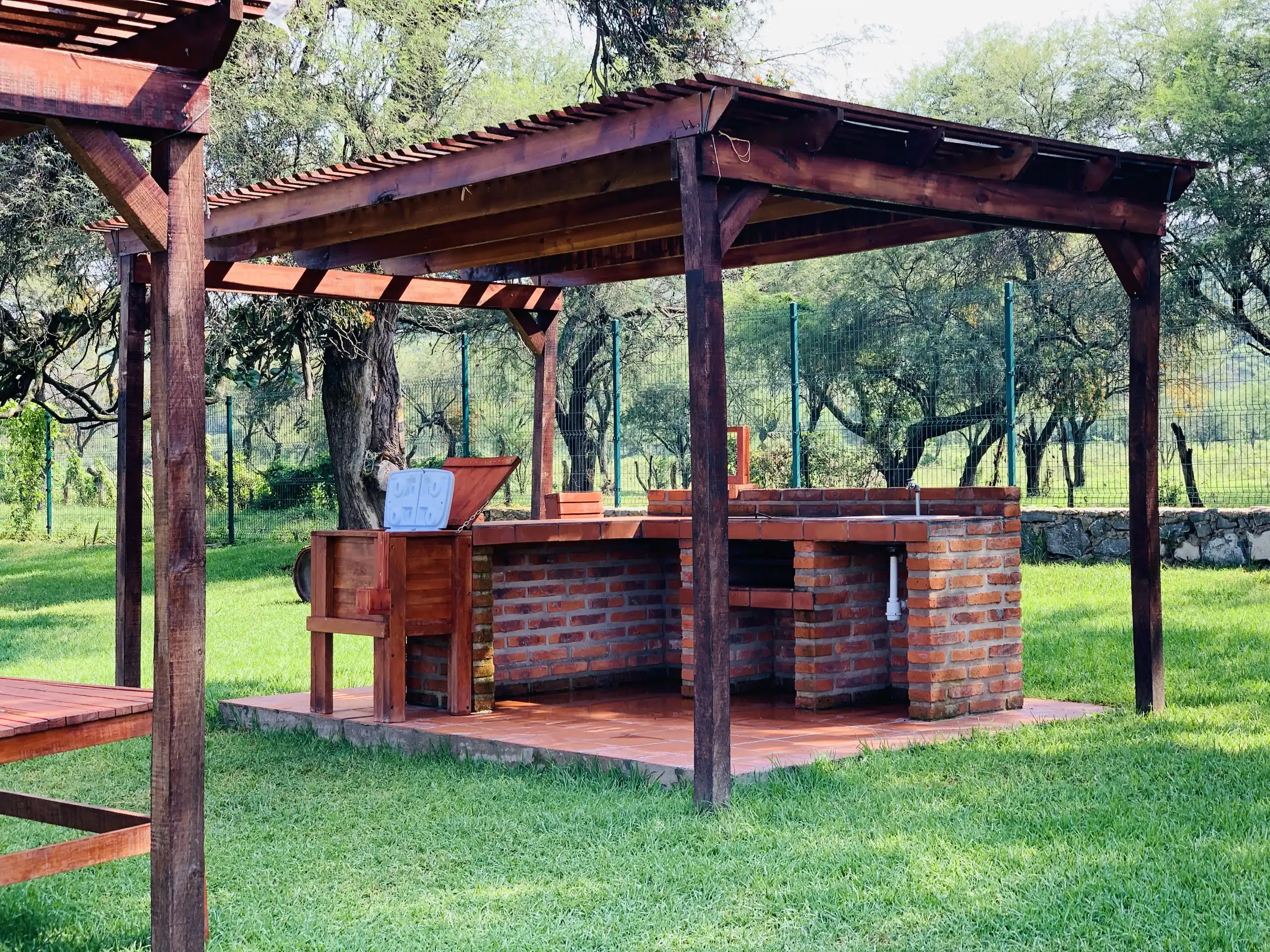 Área de asadores del proyecto